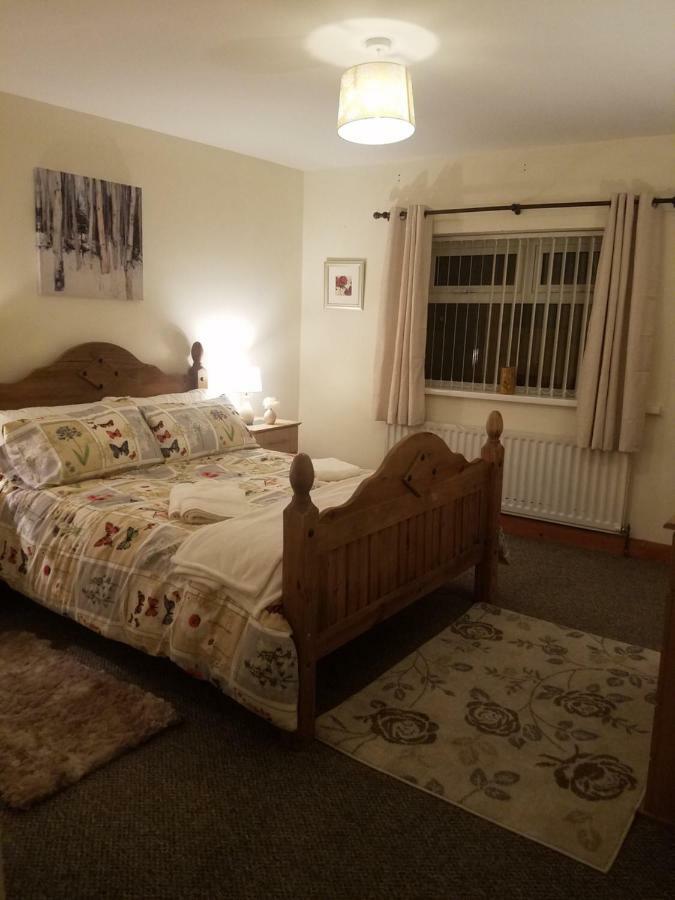 Вилла Comfy Quiet Town House Страбан Экстерьер фото