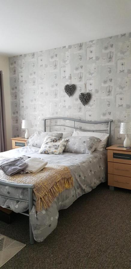 Вилла Comfy Quiet Town House Страбан Экстерьер фото